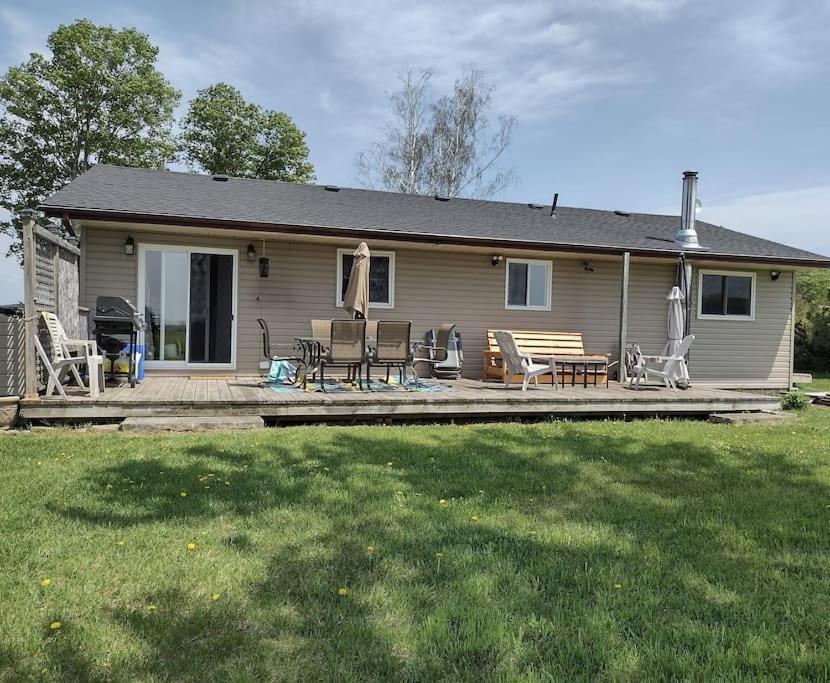 Holiday home Modern Rustic With Wood Stove & Pool Table